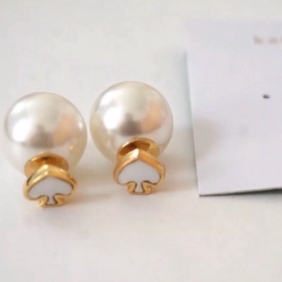 KATE SPADE • Signature Reversible Pearl Earrings - Picture 6 of 9